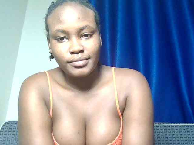 Horny-nasty-bitch webcam