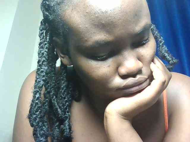 Horny-nasty-bitch webcam