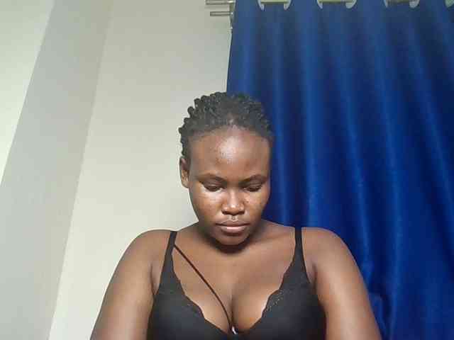 Horny-nasty-bitch webcam