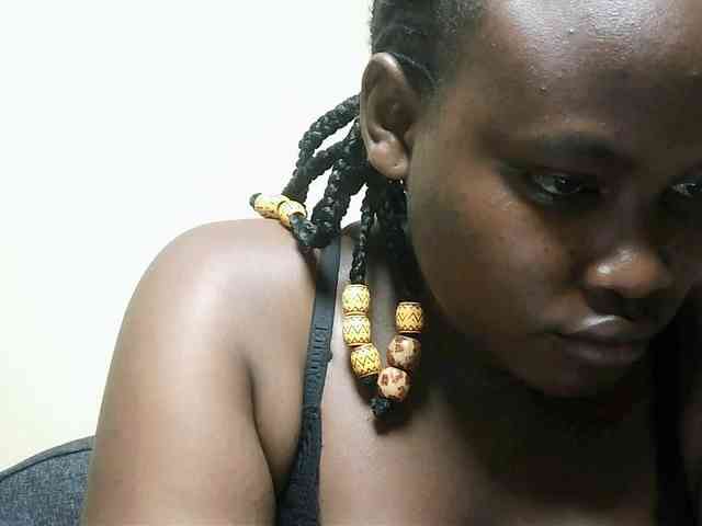 Horny-nasty-bitch webcam