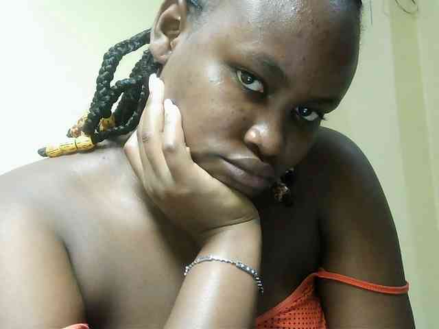 Horny-nasty-bitch webcam