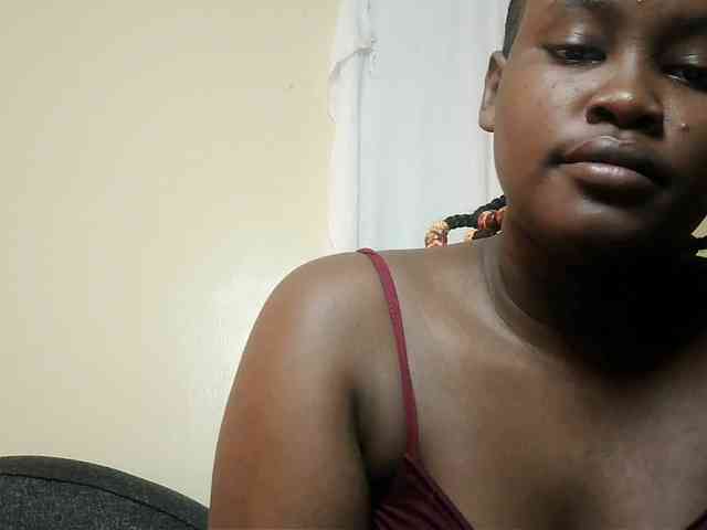 Horny-nasty-bitch webcam