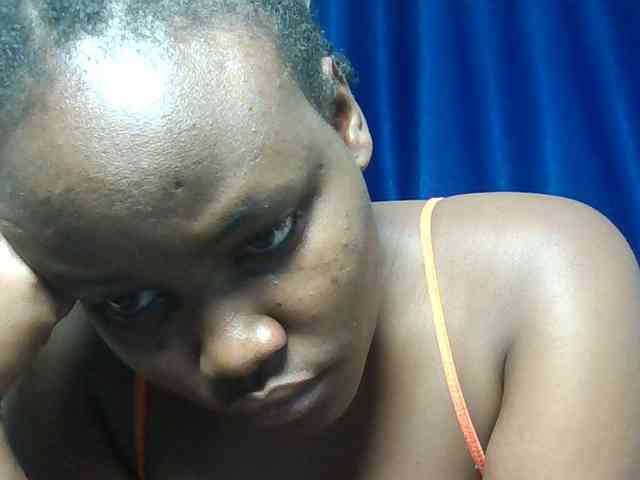 Horny-nasty-bitch webcam