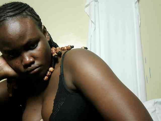 Horny-nasty-bitch webcam