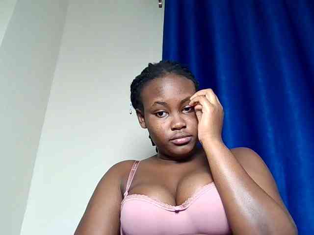 Horny-nasty-bitch webcam