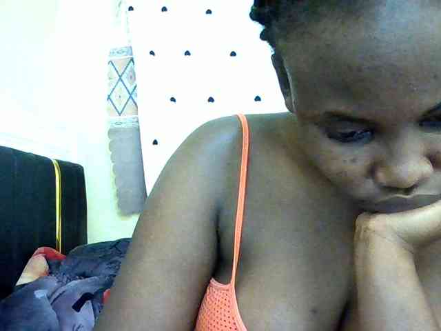 Horny-nasty-bitch webcam