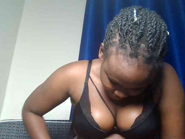 Horny-nasty-bitch webcam