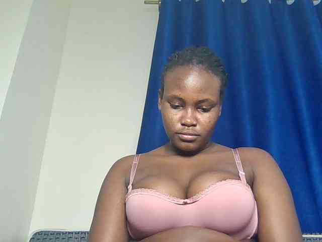 Horny-nasty-bitch webcam