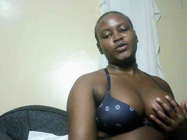 Horny-nasty-bitch webcam