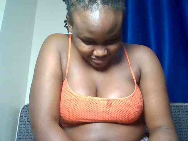 Horny-nasty-bitch webcam