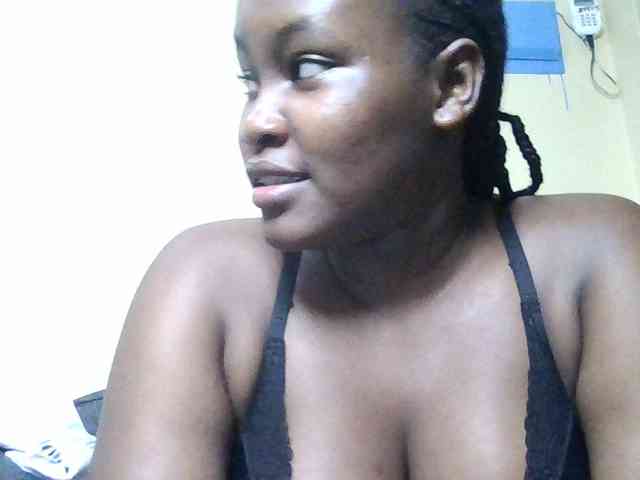 Horny-nasty-bitch webcam