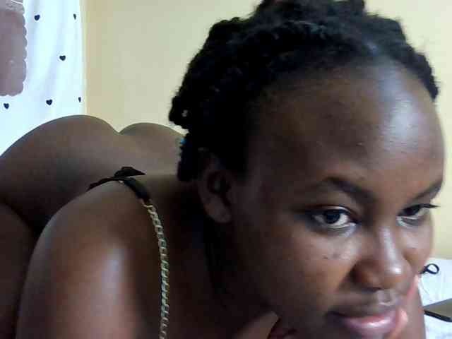 Horny-nasty-bitch webcam