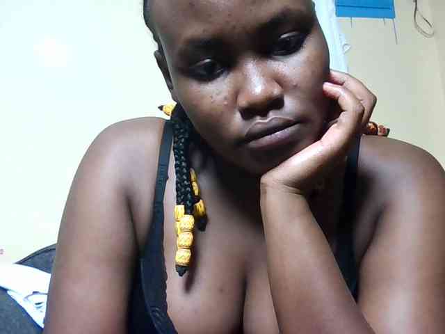 Horny-nasty-bitch webcam