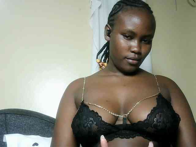 Horny-nasty-bitch webcam