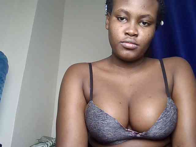 Horny-nasty-bitch webcam