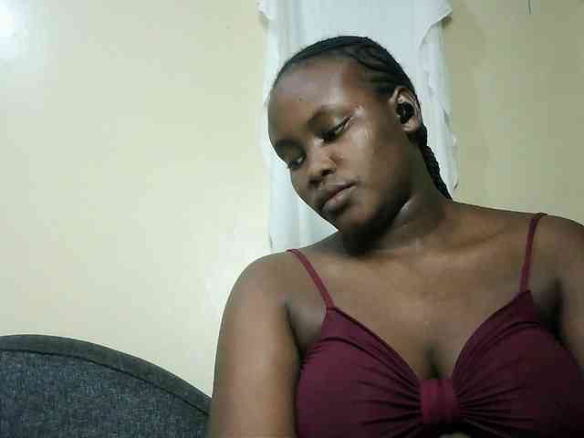 Horny-nasty-bitch webcam