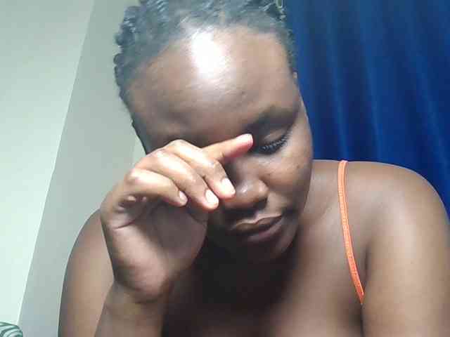 Horny-nasty-bitch webcam