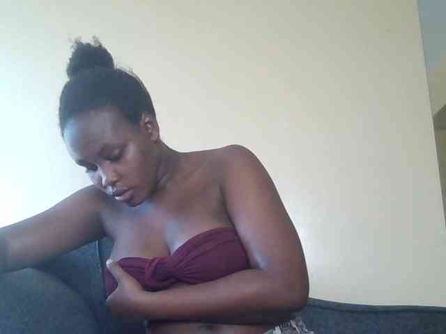 Horny-nasty-bitch webcam