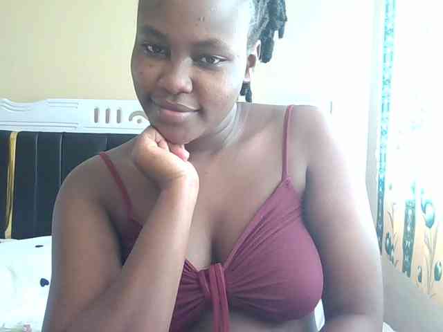 Horny-nasty-bitch webcam