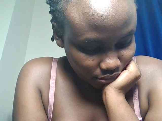 Horny-nasty-bitch webcam