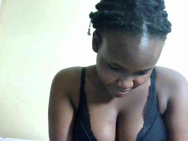 Horny-nasty-bitch webcam