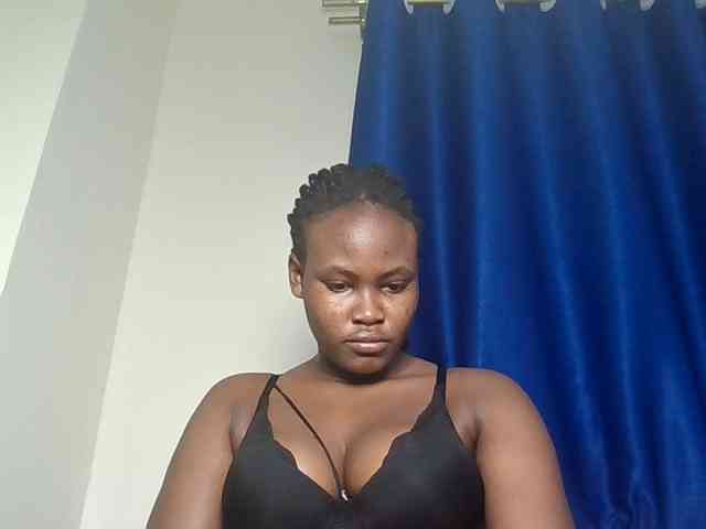 Horny-nasty-bitch webcam