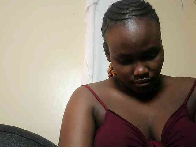 Horny-nasty-bitch webcam