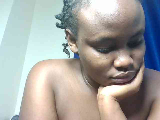 Horny-nasty-bitch webcam