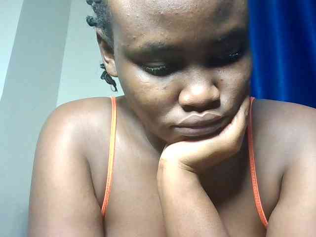 Horny-nasty-bitch webcam