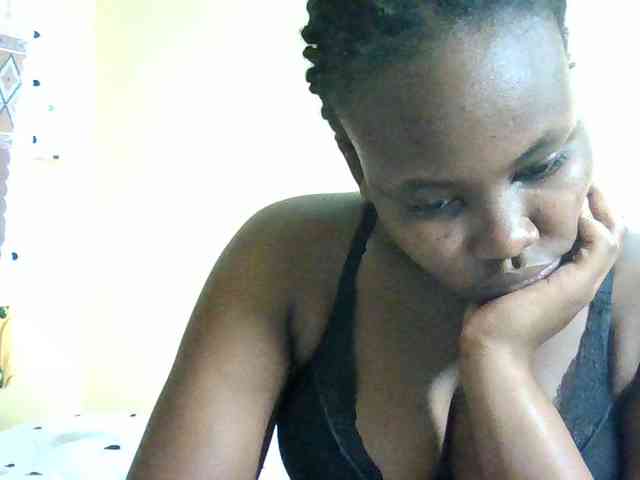 Horny-nasty-bitch webcam