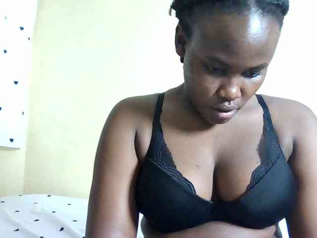 Horny-nasty-bitch webcam