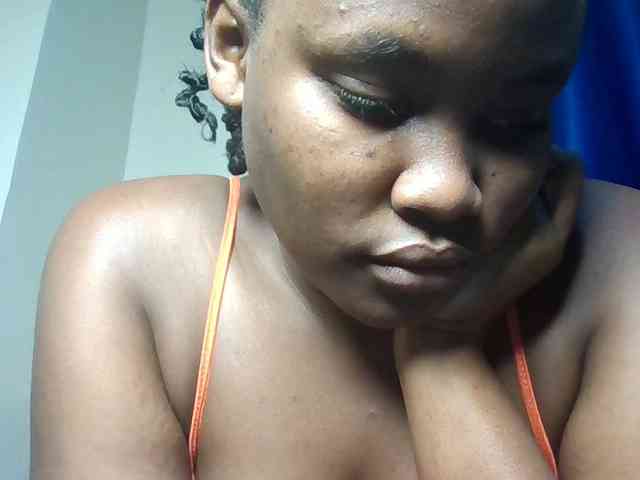 Horny-nasty-bitch webcam