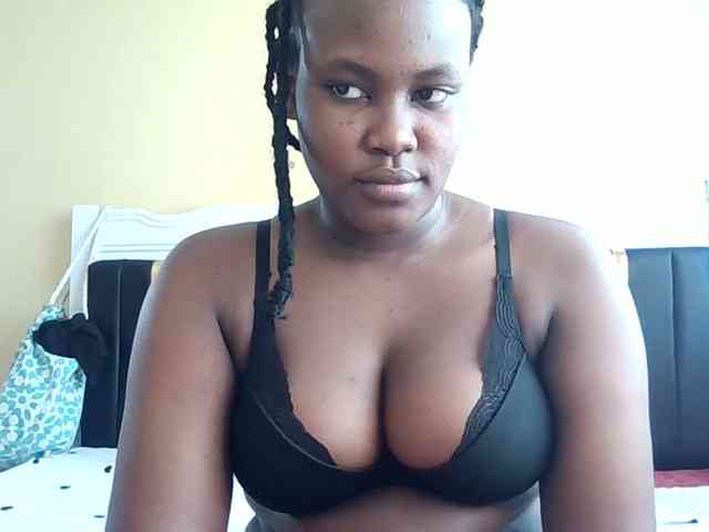 Horny-nasty-bitch webcam