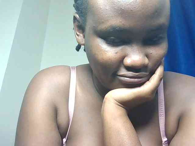 Horny-nasty-bitch webcam