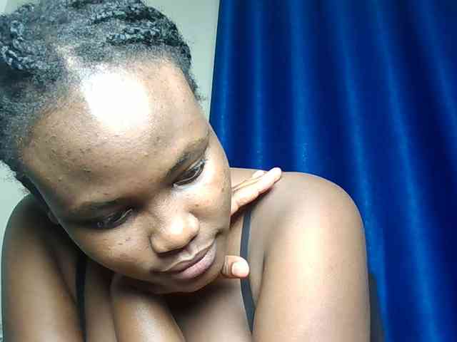 Horny-nasty-bitch webcam