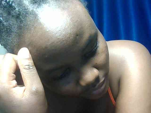 Horny-nasty-bitch webcam