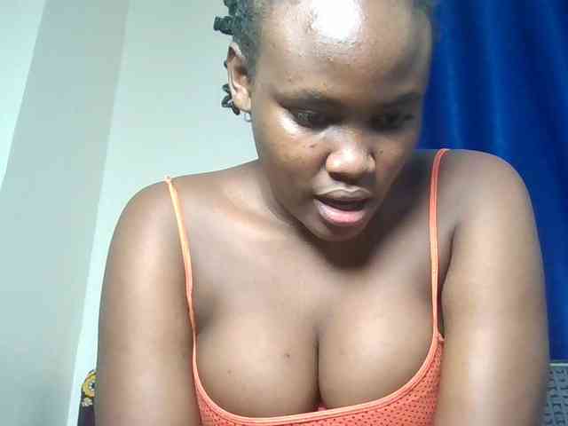 Horny-nasty-bitch webcam