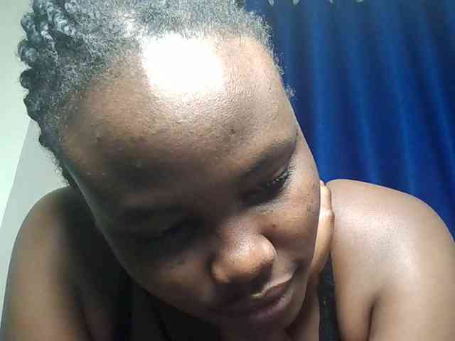 Horny-nasty-bitch webcam