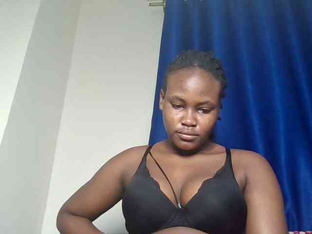 Horny-nasty-bitch webcam