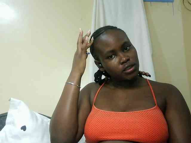 Horny-nasty-bitch webcam