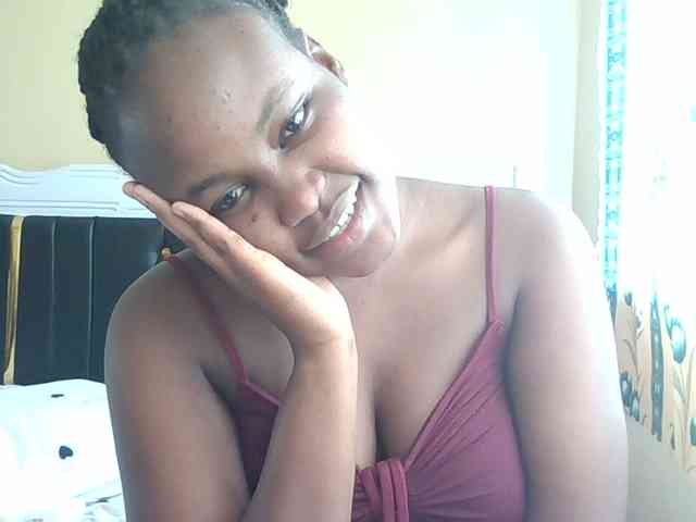 Horny-nasty-bitch webcam