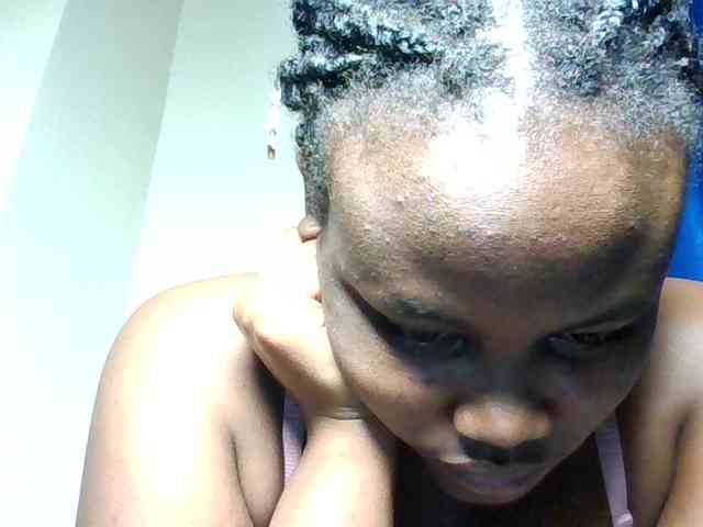 Horny-nasty-bitch webcam