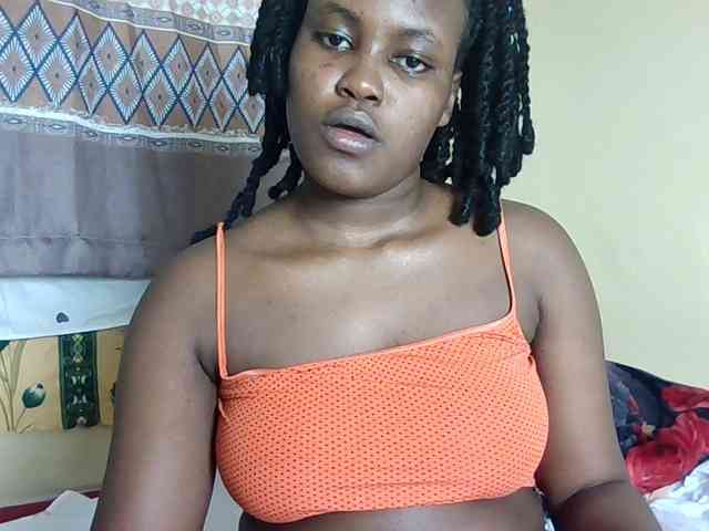 Horny-nasty-bitch webcam