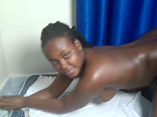 Horny-nasty-bitch webcam