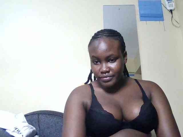 Horny-nasty-bitch webcam