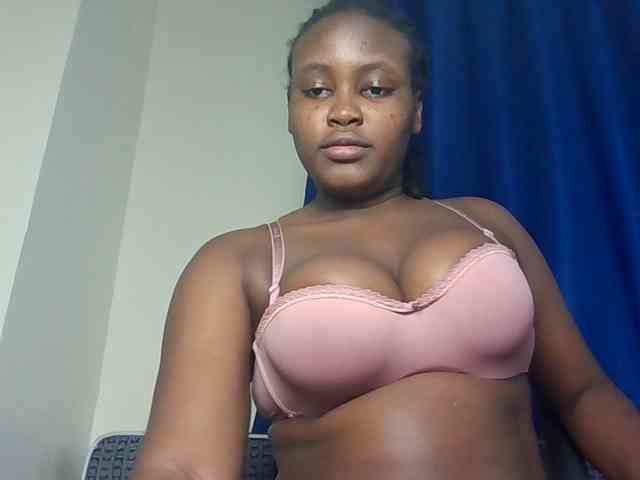 Horny-nasty-bitch webcam