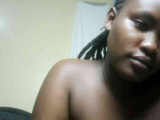 Horny-nasty-bitch webcam