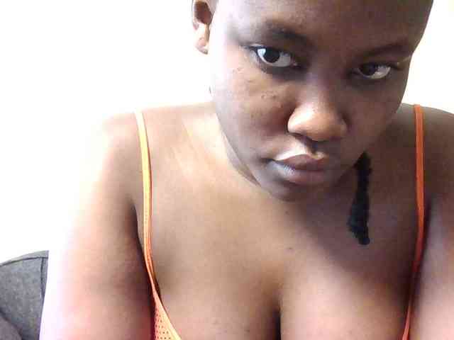 Horny-nasty-bitch webcam