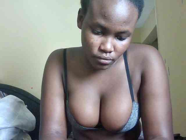 Horny-nasty-bitch webcam