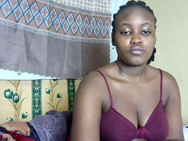 Horny-nasty-bitch webcam